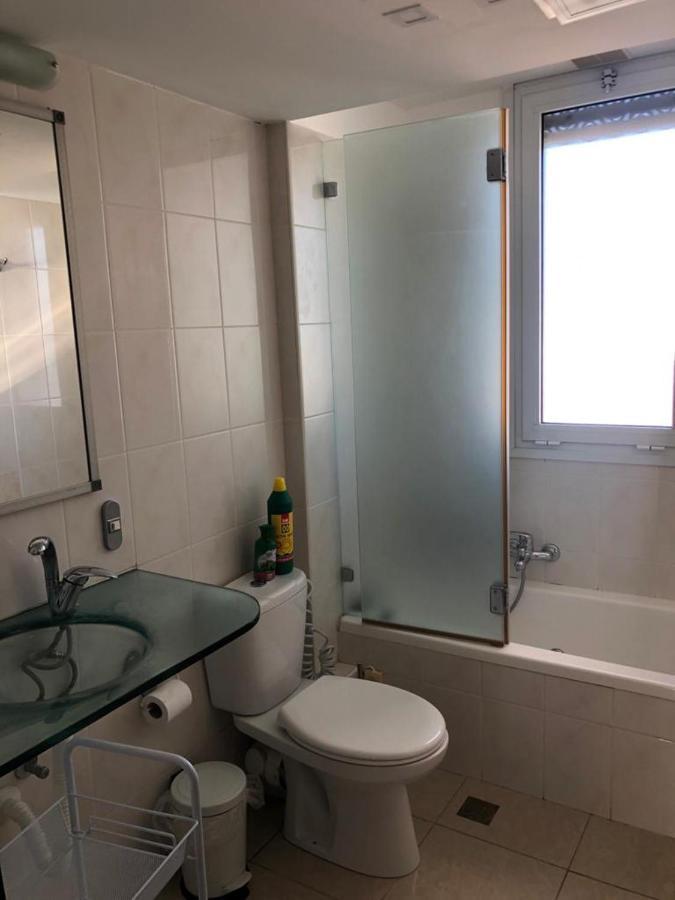 Sky Home Luxury Apartment With Sea View 巴特亚姆 外观 照片