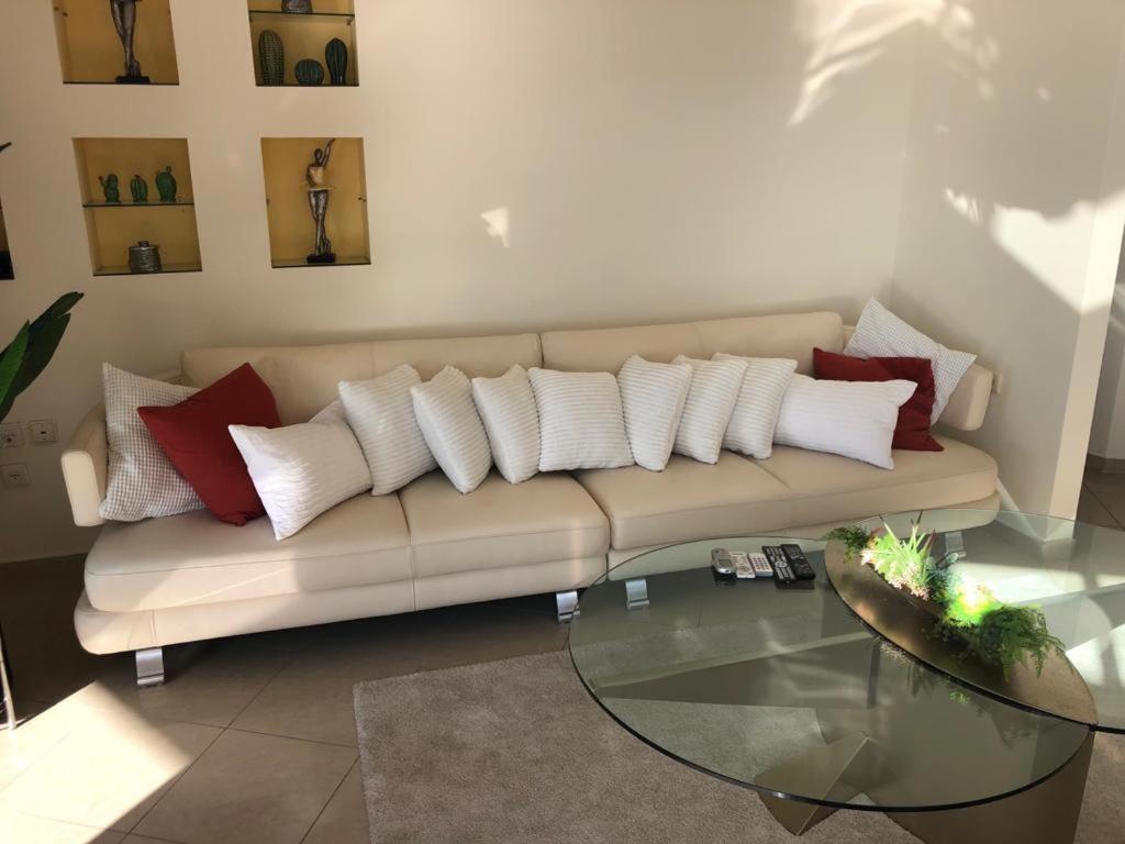 Sky Home Luxury Apartment With Sea View 巴特亚姆 外观 照片